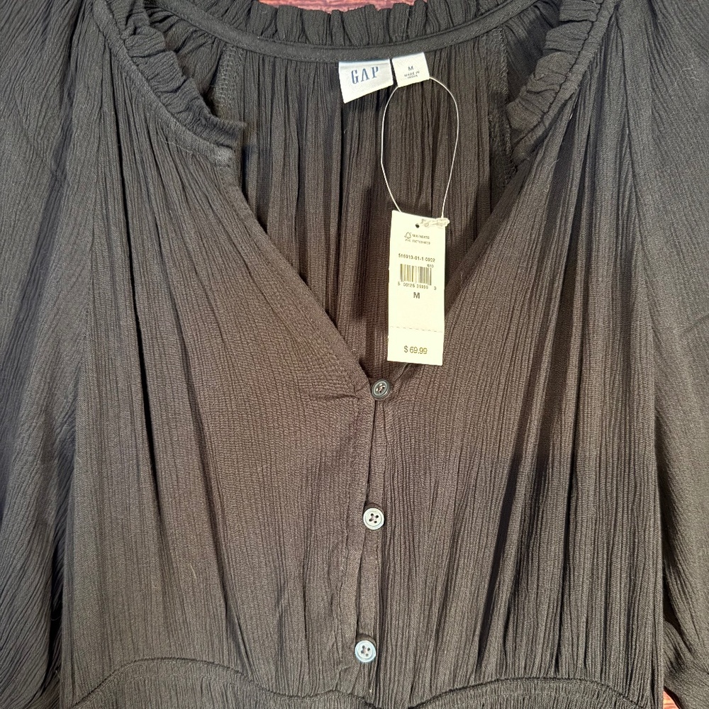 *NWT* Gap Women's Short Sleeve Splitneck Midi Dress. Size Medium. - Picture 2 of 5